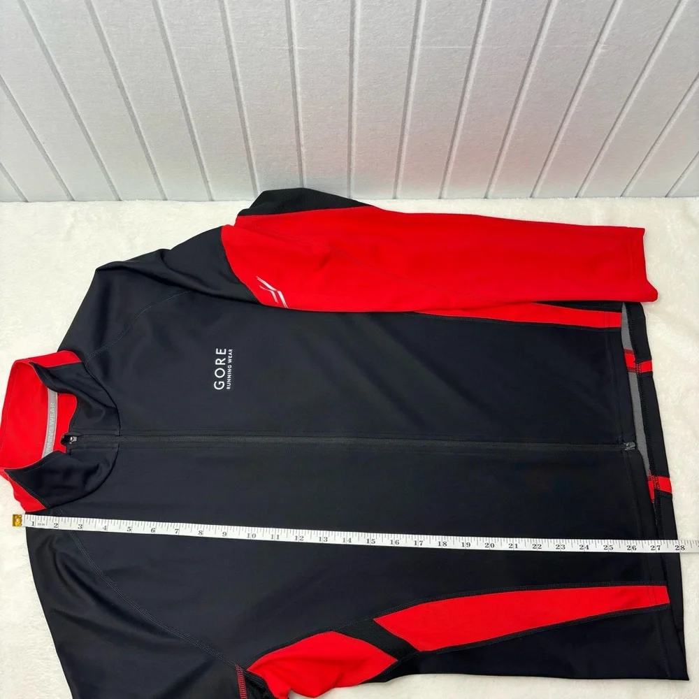 Gore‎ Running Wear Women's Black and Red Performance Jacket Size XL
